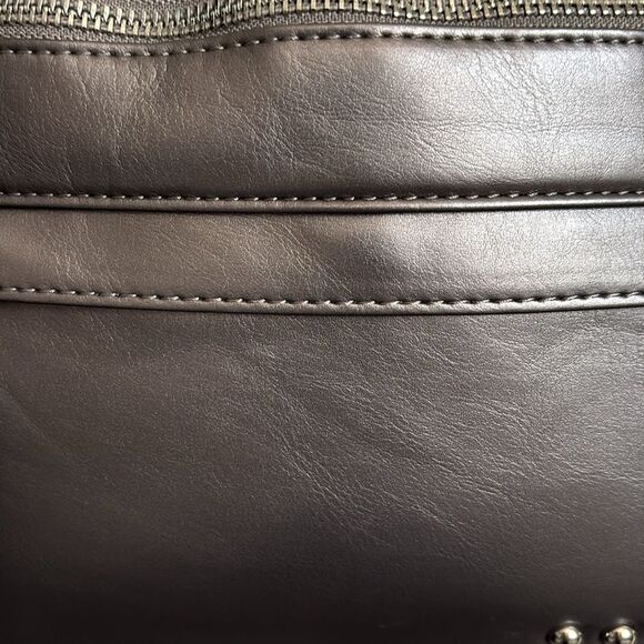 Pretty Simple Marley Metallic Oversized Bum Bag/Metallic Grey - Picture 8 of 12